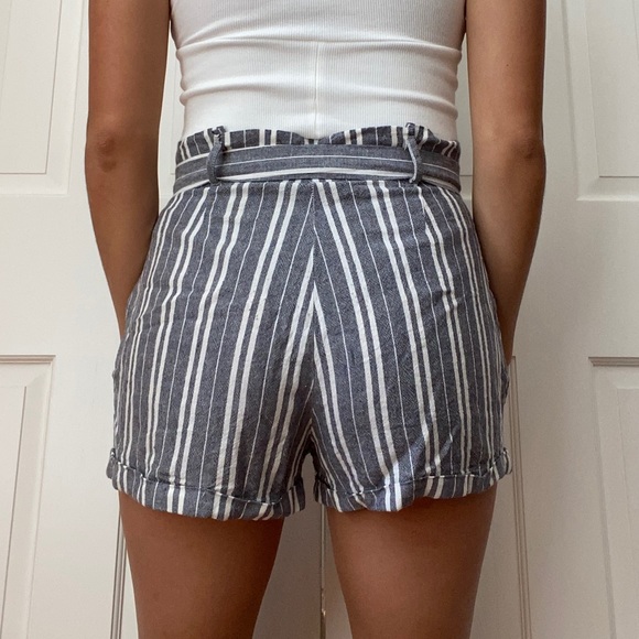 Summer shorts - Picture 2 of 3